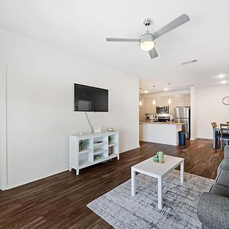 Lavish 2Br Apartment In 坦帕 外观 照片