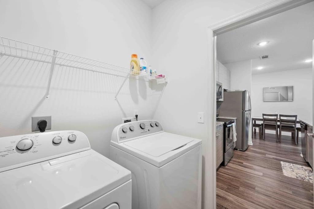 Lavish 2Br Apartment In 坦帕 外观 照片